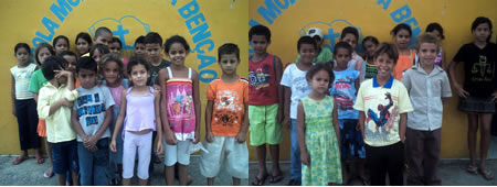 Alunos da Escola Vale da Benção Alunos da Escola Vale da Benção
