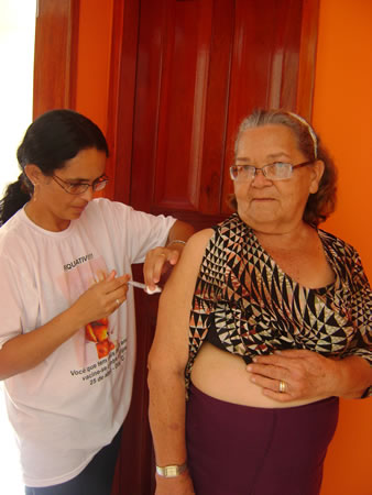 ACS Fazendo a Diferença na Campanha de Vacinação do Idoso