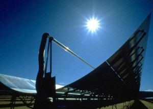Calhas Solares Parabólicas Acopladas a Armazenamento de Energia Térmica