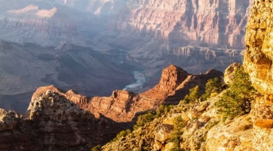 Grand Canyon - Formações Rochosas Magestrais (Fonte:Blink-of-Time-GOTM-Films)
