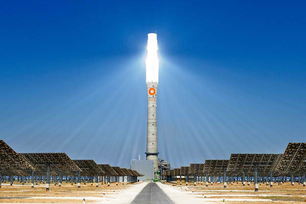 Sal Fundido - Torre de Energia Solar Concentrada (Concentrated Solar Power Tower – CSPT) Crédito: Abengoa