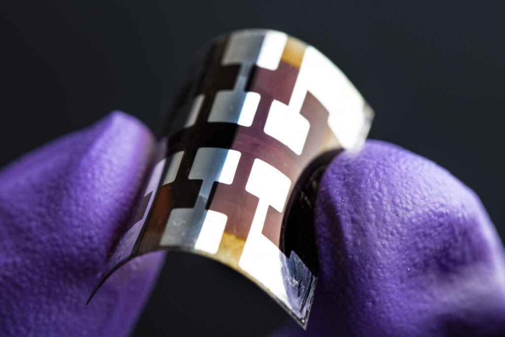 Revolução Em Fotovoltaicas  -A flexible perovskite solar cell